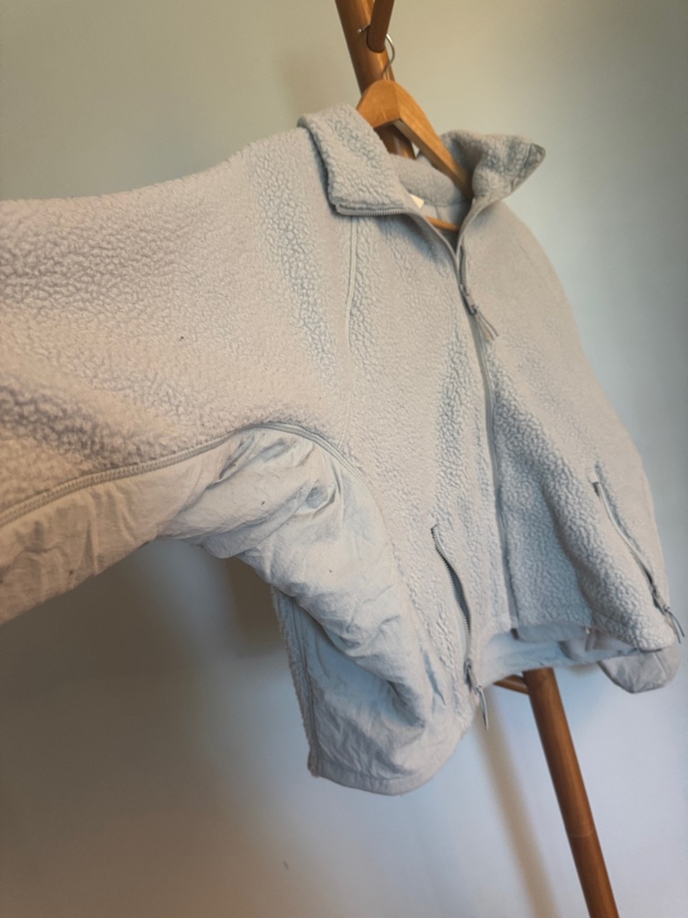 Vuori Light blue Teddy Jacket with Zip Pockets - Picture 4 of 6